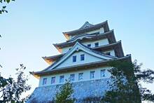 1.571 metros cuadrados, 6 plantas y ascensor: Jap�n pone a la venta uno de sus castillos por 54.000 euros, pero hay truco