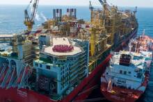 El barco m�s grande jam�s construido: un coloso de medio kil�metro succiona gas natural del fondo marino y lo congela a -162 �C