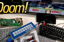 El primer Doom tambin puede jugarse en un panel numrico para pedir comida en un restaurante