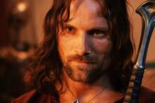 Ya es oficial: 'El Se�or de los Anillos' tiene a un nuevo actor para Aragorn y confirma el adi�s de Viggo Mortensen
