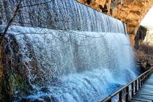 El pueblo espa�ol con mejor calidad del agua: entorno natural a 1200 metros, manantiales centenarios y apenas 230 habitantes