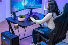 Trust presenta Dominus, su nueva mesa para jugadores