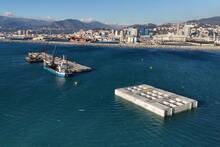 Italia da una lección a España: crea un muro marítimo con 70 megabloques de hormigón para recibir barcos gigantes de 400 metros