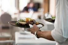 Es oficial: la hosteler�a en Espa�a est� en crisis y el 75% de los negocios sufre para contratar personal en 2026
