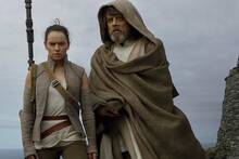 Star Wars 'limpia' la mayor controversia de la franquicia 7 a�os despu�s: 'Ten�a que continuar con la lucha'
