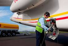 La UE cambia las reglas del combustible: prepara un plan para evitar las cancelaciones de vuelos por falta de queroseno