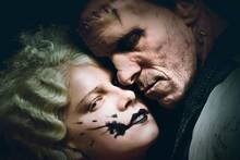 Hoy en HBO Max el mayor fracaso en taquilla de 2026: una polémica versión de Frankenstein con Jessie Buckley y Christian Bale