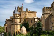 El pueblo ideal para recorrer a pie calles de cuento y alojarte en un castillo de lujo: Conjunto Histórico-Artístico