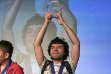 El jugador de Smash "Ally" se retira tras admitir una relacin con un chico de 16 aos