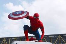 Tom Holland confirma la reunión entre Spider-Man y el líder de los Vengadores: 'Aparece de la nada en el apartamento de Peter'