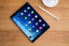 El próximo iPad Pro incluirá triple cámara, según una filtración