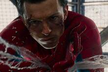 Tom Holland (30 años) desvela el significado de 'Spider-Man Brand New Day': 'Lo más valiente es pedir ayuda'