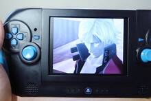 Crean una PS2 portátil para disfrutar de sus juegos clásicos en cualquier parte