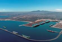 Marruecos acelera su megaconstrucci�n por carretera: dar� servicio al puerto que quiere competir con Espa�a por el Mediterr�neo