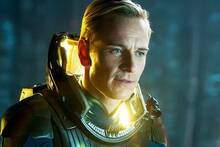 Un fracaso hist�rico en taquilla golpea a Ridley Scott: pone en peligro su proyecto de ciencia ficci�n con Michael Fassbender