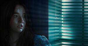 Artculo Crtica - 'Nadie te salvar', un terrorfico y sorprendente thriller con aliens en Disney+ que no te dejar indiferente