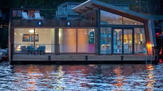 Adiós a las casas prefabricadas, las casas flotantes surgen como una alternativa en España: 32m2 desde solo 25.000 euros