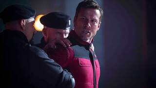 Glen Powell sobre la adaptacin de ciencia ficcin de Stephen King 'The Running Man': 'Sales del cine y ves un mundo similar'