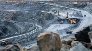 Revoluci�n en la industria del motor: Europa descubre una 'mina de oro blanco' con 34.000 toneladas que cambia los autom�viles