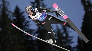 Crece la preocupación en los Juegos Olímpicos de Invierno: los saltadores de esquí aumentan sus penes para saltar más lejos