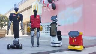 China cambia las normas y pone a trabajar robots en un restaurante sin humanos ni en la cocina ni atendiendo y es todo un �xito