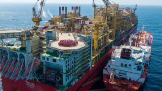 El barco m�s grande jam�s construido: un coloso de medio kil�metro succiona gas natural del fondo marino y lo congela a -162 �C