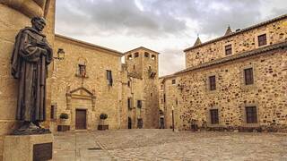 El pueblo medieval espa�ol donde se rod� una de las series m�s importantes y y la adaptaci�n m�s cara de George R.R. Martin