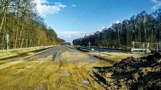 Alemania sufre el mayor fracaso en la construcci�n del siglo: una autopista de 14 millones abandonada desde hace m�s de 12 a�os