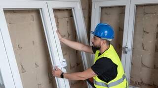 Ya es oficial: el Gobierno confirma la ayuda de hasta 21.400 euros para reformar tu casa y que ya puedes solicitar