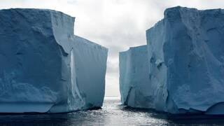 Los cient�ficos coinciden: hay que construir un muro de 80 kil�metros para evitar que el glaciar del Juicio Final se derrita