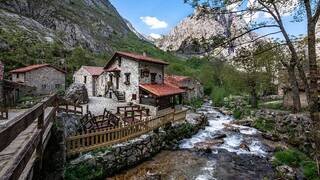 El pueblo español perfecto para recorrer a pie: fundado en la Edad Media, Espacio Natural Protegido y con solo 34 habitantes