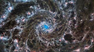 Ni los astrónomos daban crédito: el telescopio Hubble descubre la luz de una galaxia que no debería ser visible desde la Tierra