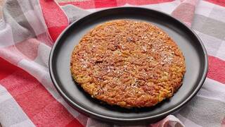 Suiza da una lección a España: 'La mejor 'tortilla' de patata no lleva huevos, sino 100 g de cebolla y 40 g de mantequilla'