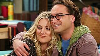 Kaley Cuoco y Johnny Galecki confiesan la escena de 'The Big Bang Theory' con la que se enamoraron locamente: 'No lo escond�a'
