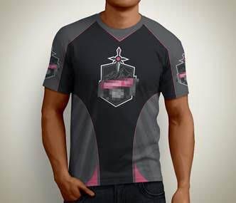 La versión pixelada de la camiseta del equipo Youporn.