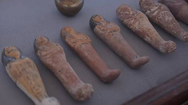 figuras funerarias