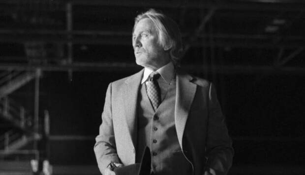 Pu�ales por la espalda