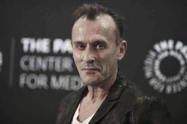 Robert Knepper