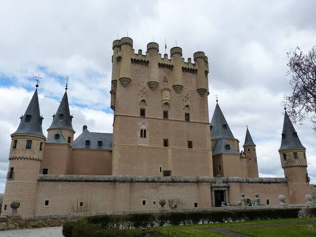 alcazar segovia
