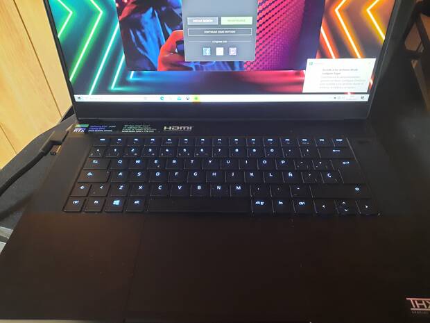 Touchpad y teclado Blade 15