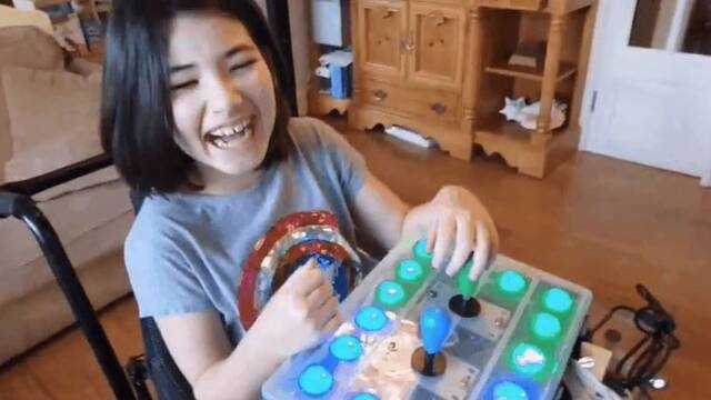 Crea un mando con el Xbox Adaptive Controller para que su hija pueda jugar a Zelda