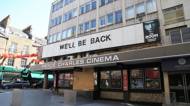 Nolan y otros cineastas piden ayudas para salvar la industria del cine en Reino Unido