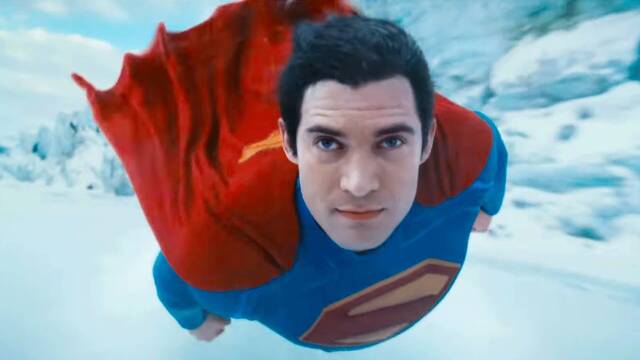 James Gunn aclara la polmica sobre el CGI en la escena de 'Superman' con David Corenswet volando y se enfrenta a los fans