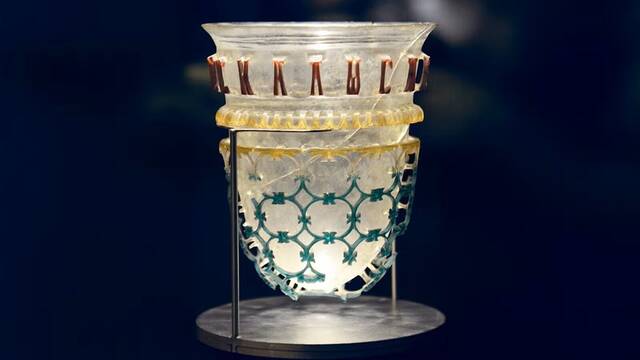 Una historiadora descubre un c�digo tallado en un tesoro romano de hace 1.500 a�os escondido a simple vista