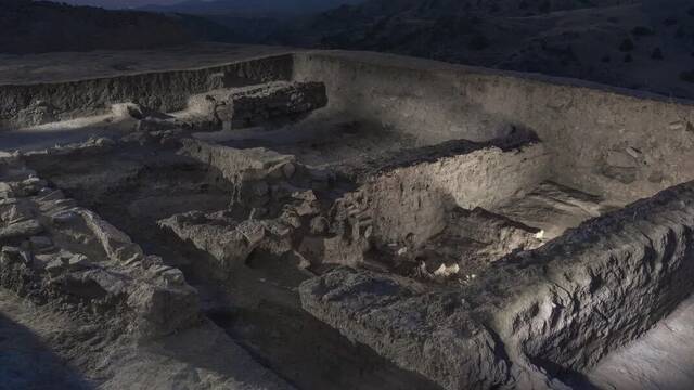 Cient�ficos at�nitos descubren una ciudad medieval de hierro a 2.100 metros: 120 hect�reas ocultas en los bosques de Asia