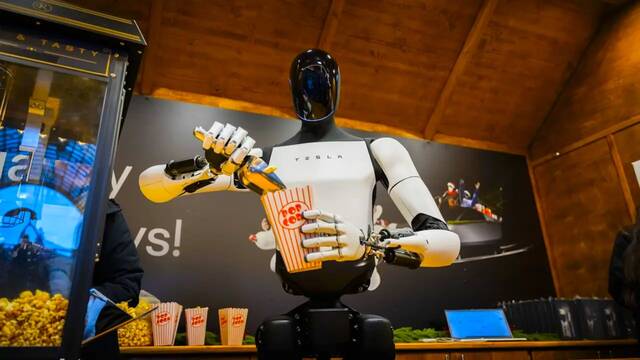 Tesla asume el fracaso en los coches el�ctricos: Elon Musk retira el Model S y X y confirma que lo hace para fabricar robots