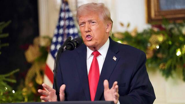 Trump planta cara al problema de la vivienda en EE.UU. y declara la guerra a los grandes inversores: 'Las casas son para vivir'