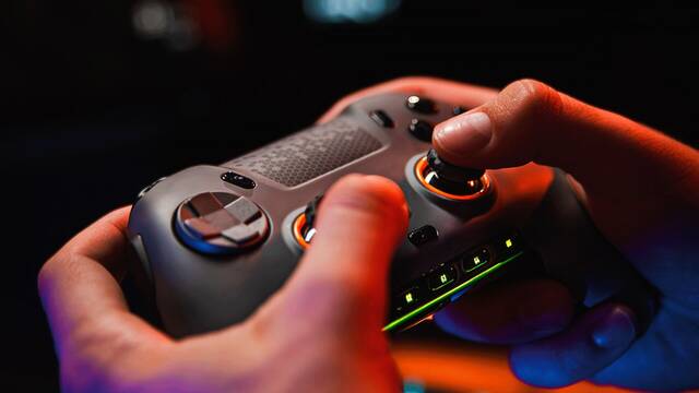 SCUF lanza un nuevo mando para jugadores de PC con un montón de botones y funciones extra