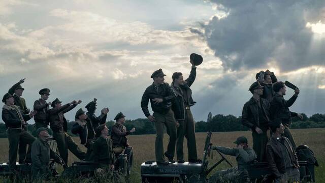 La nueva serie blica de Spielberg y Tom Hanks se deja ver y puede superar a 'Hermanos de sangre' en Apple TV+