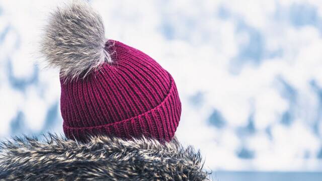 Los populares gorros con pompn existen por un casual accidente y no tiene nada que ver con la moda